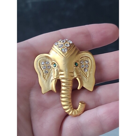 Ornate Rhinestone Elephant Head Shaped Brooch Vintage Costume Jewelry - Picture 2 of 10